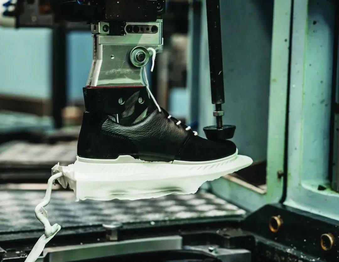 使用Origin One 3D打印机革新鞋履制造