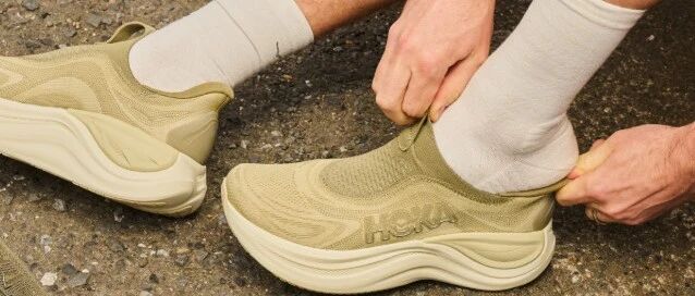 HOKA 推出新款一脚蹬运动鞋，采用双层超临界发泡缓冲技术